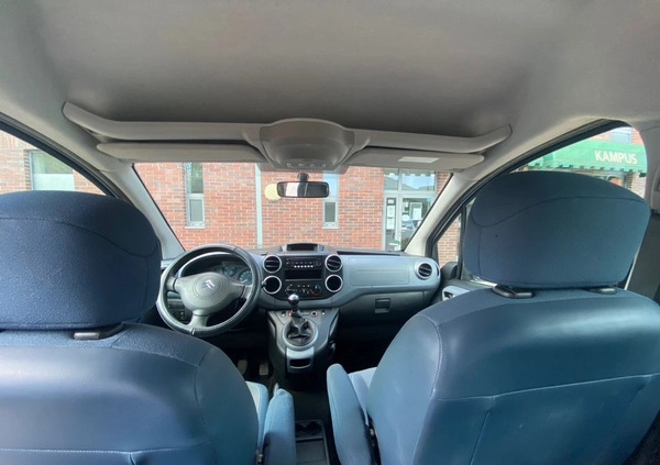 Citroen Berlingo cena 23900 przebieg: 179405, rok produkcji 2010 z Lubaczów małe 137